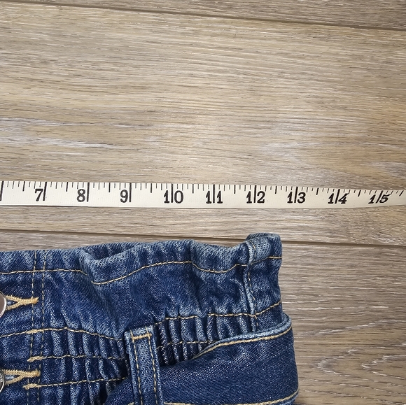 Zara High Waisted Shorts size 2 - Picture 4 of 8